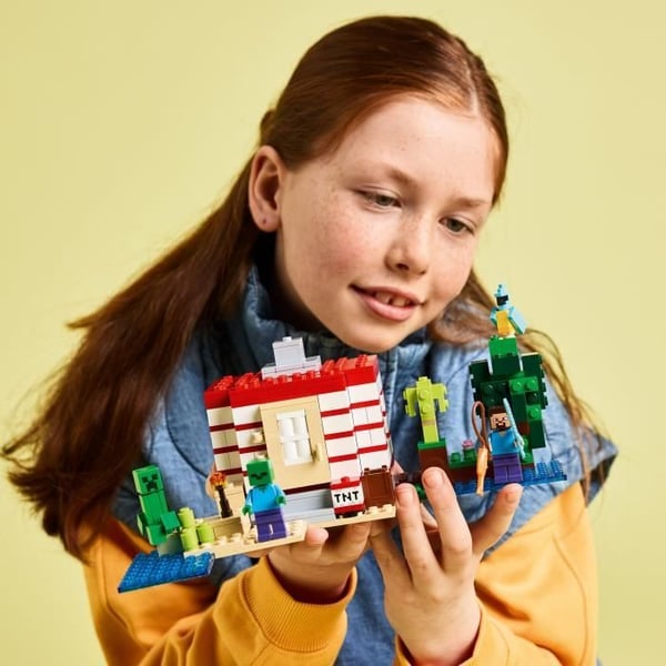 LEGO Minecraft 21275 Jungelns TNT-hus - Byggset från 8 år
