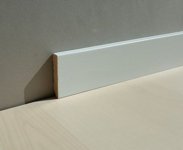 PROVISTON Massiv träsockel 13 x 60 x 2500 mm Vit att limma, skruva &amp; spik 2,5 meter | 1 st