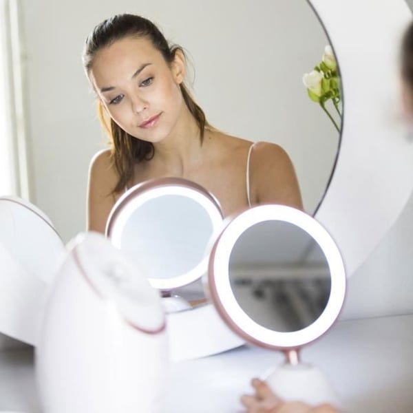 Revlon ULTIMATE GLOW Mirror