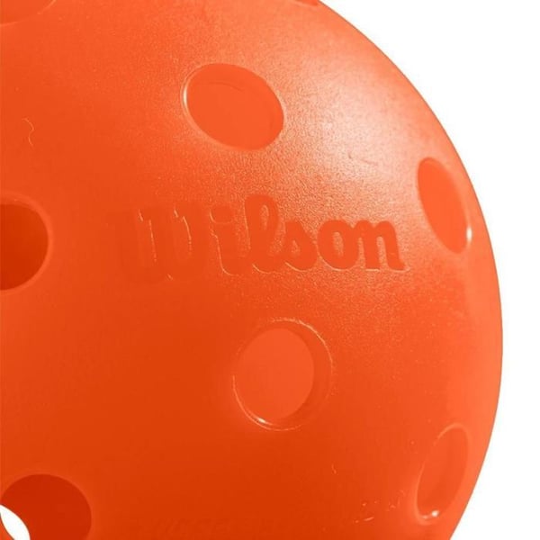 Boks med 3 Pickleball bolde fra Wilson Tru 32