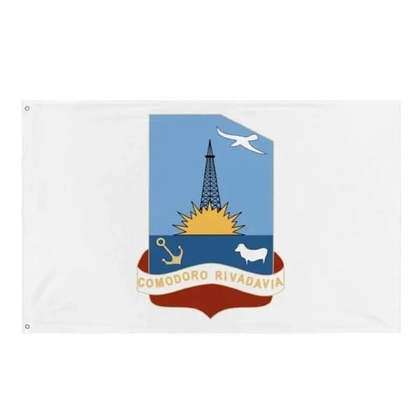 Comodoro Rivadavia Flagga – 60 x 90 cm – Hållbar Polyester – 2 Metallöglor – Inom- / Utomhusbruk – Pixelforma