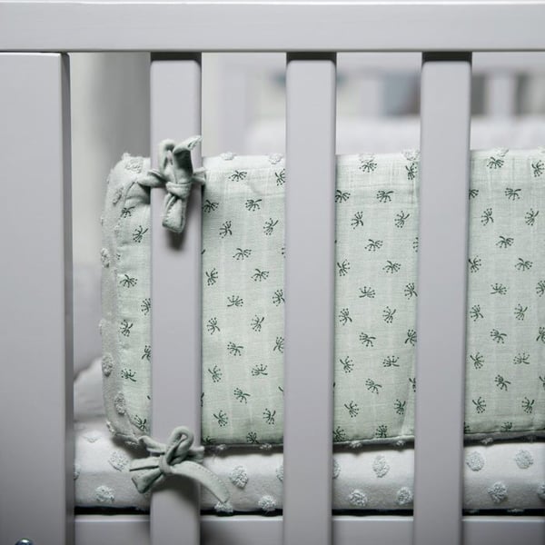 Tour de Lit Bébé ROBA Lil Planet Certifierad GOTS - 170x16 cm - Grön