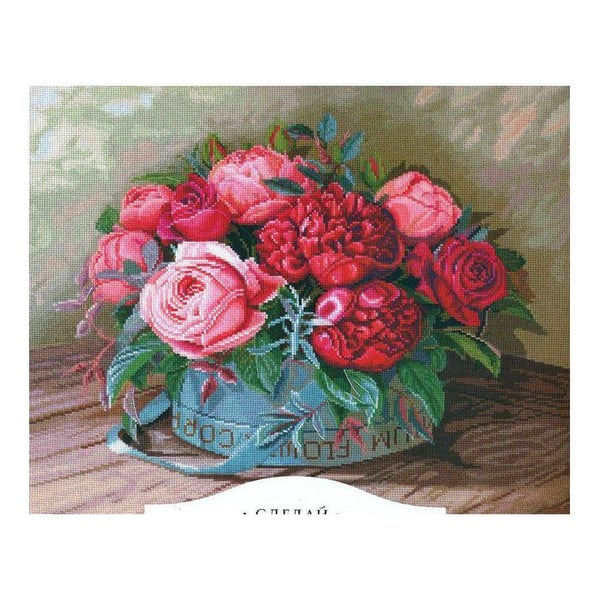 Andriana korsstygnsset - Pioner och rosor 44x35 cm