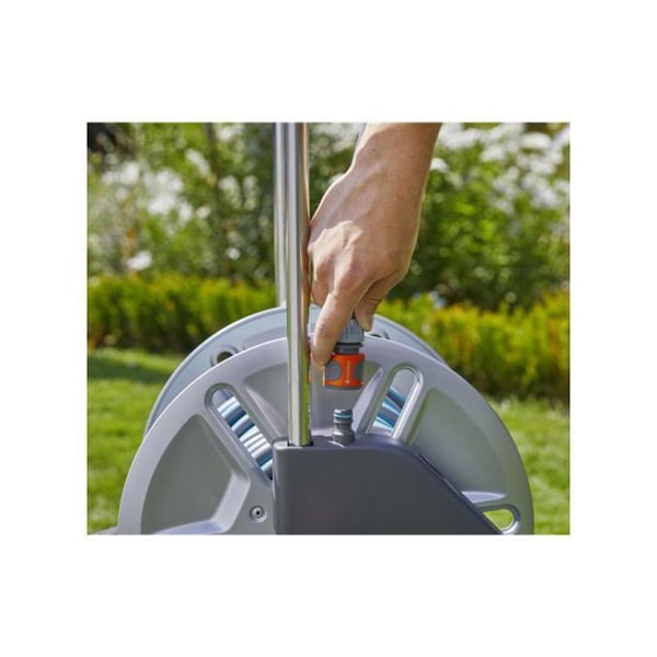 GARDENA CleverRoll® M metallslangupprullare - Klassisk slang 25m Ø15mm - Lämplig för liten trädgård - Komplett set (18543-26)