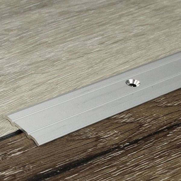 Anodiserad aluminiumtröskel Guld L 2700 mm l 24.5 mm H 1.25 mm Självhäftande