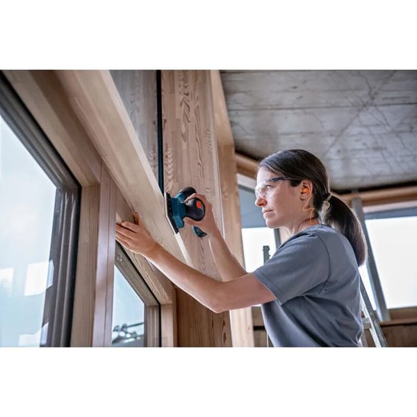 Trådlös excenterslip GSS 12V-13 BOSCH PRO 80x130 mm - utan batteri eller laddare - L-BOXX-fodral - 06019L0001