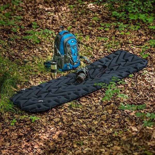 Campingmatta - NILS CAMP - NC4005 - Uppblåsbar - Nylon 40D - TPU-beläggning - Slitstark - Vattentät