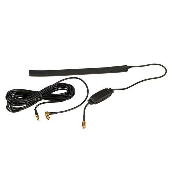 Antenna på glas DAB/DAB+ SMB(f) 90° 12V spöklik