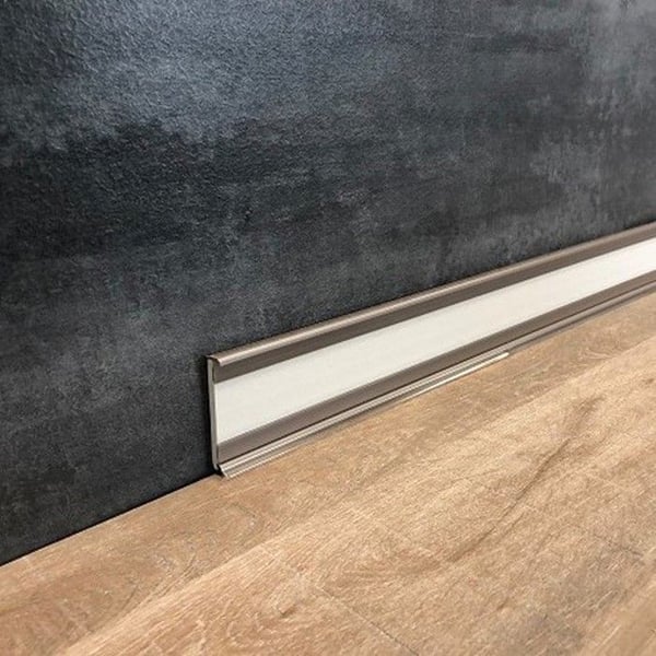 PROVISTON PVC-sockel Transparent flexibel läpp 11,8 x 58 x 2500 mm Champagne att limma &amp; att klippa 62,5 meter | 25 st