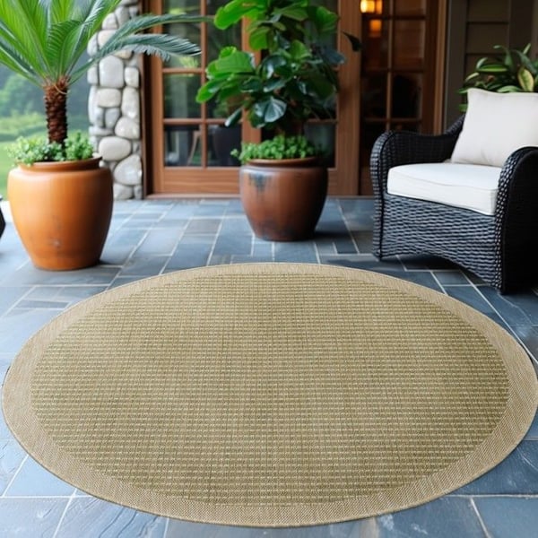 Utomhusmatta, Enfärgad, Färg Grön, Matta för Terrass-Balkong-Kök, baksida i polypropen (Dimension: 120X120 cm) Utomhusmatta, Enfärgad, Färg Grön, Matta för Terrass-Balkong-Kök, baksida i polypropen (Dimension: 120X120 cm)