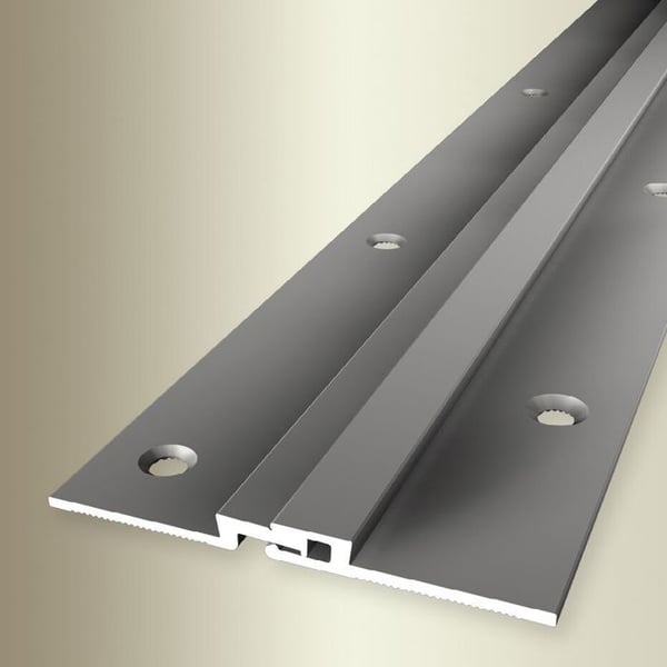 Profil av dilatation 53 x 2.2 x 2700 mm anodiserat aluminium Deformationsfogar 2.5 mm förskjuten borrad fräst stål