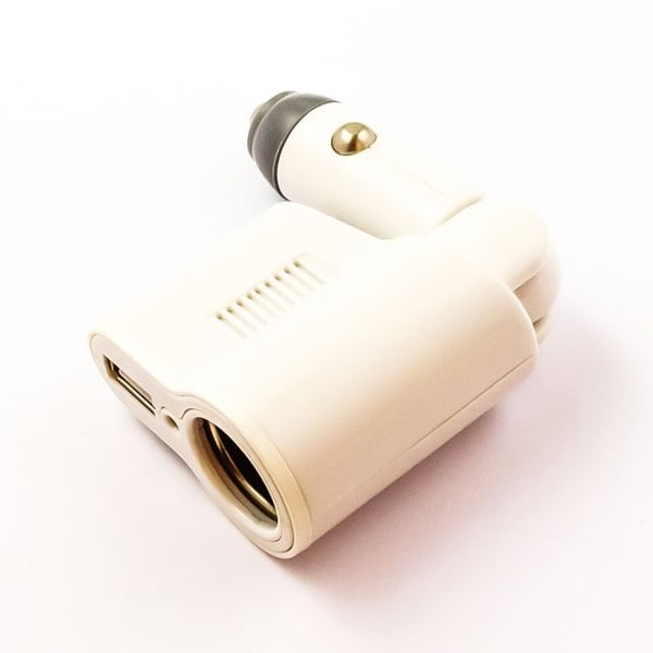 Laddare från Ciguttändare till USB-A 500mA Ingång 12V och Utgång 5V Beige