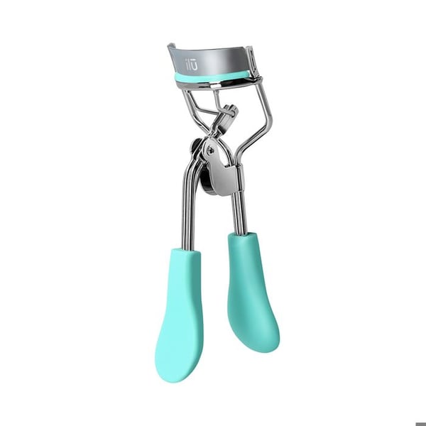 Curlingfransar - Ilū Make Up - Ocean Blue - Griper korta fransar - Blå färg
