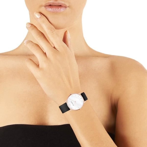 Damklocka - PAUL HEWITT - Chic modell - Svart läder - Runt fodral 33 mm - Vuxen