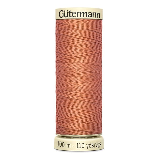 Sats med 5 spolar 100m Tråd 100% polyester Gutermann Ref 788988 - Att 377 - torkad aprikos