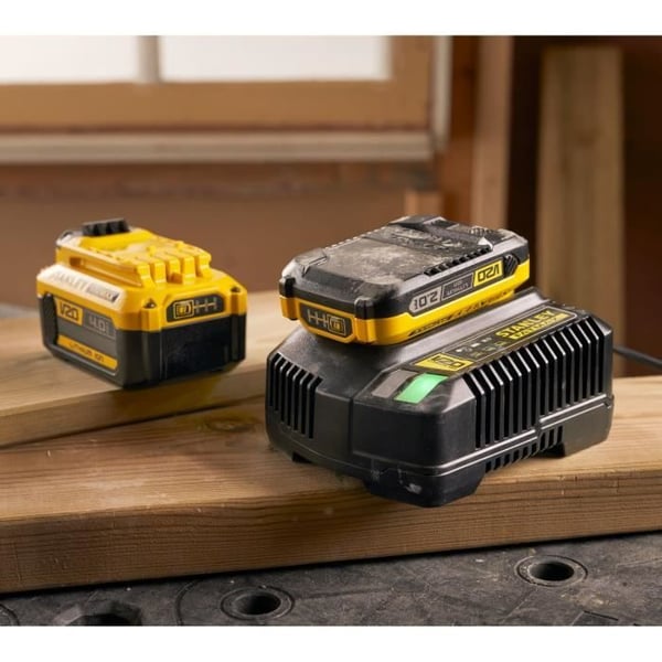 Laddare 18V 4A - STANLEY FATMAX - Kompatibel med alla batterier i V20-serien - SFMCB14-QW
