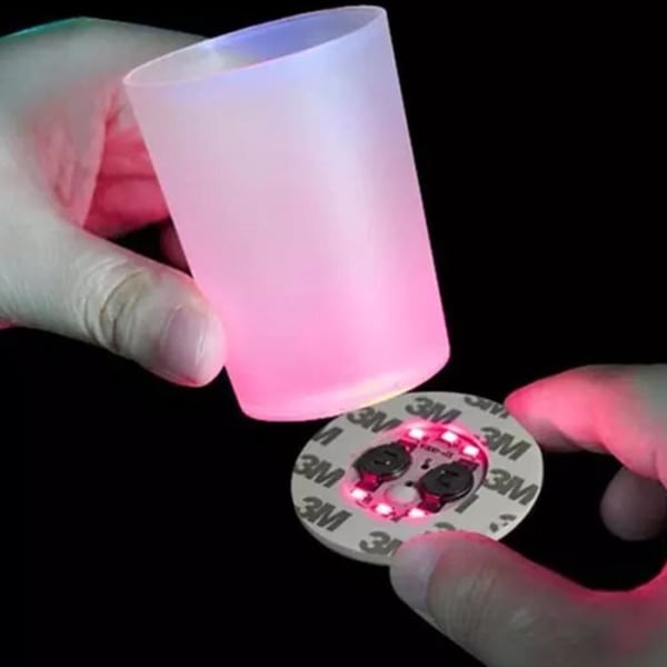 SHOP-STORY - GLASS LJUS : Flerfärgad självhäftande LED-ljusunderlägg