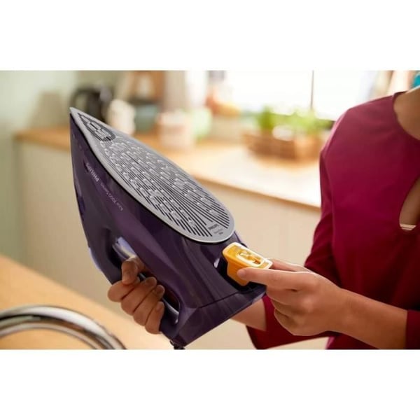 Philips DST7051/30 Silitysrauta Series 7000 2800 W - Violetti