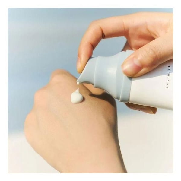 Solsyn - SKIN1004 - Madagascar Centella Hyalu-Cica - SPF 50+ - Vattentålig - 50 ml