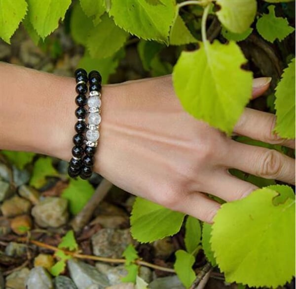 Armbånd - BENETO - MINK51/17 - Sort onyx - Sprukket krystal - 17 cm