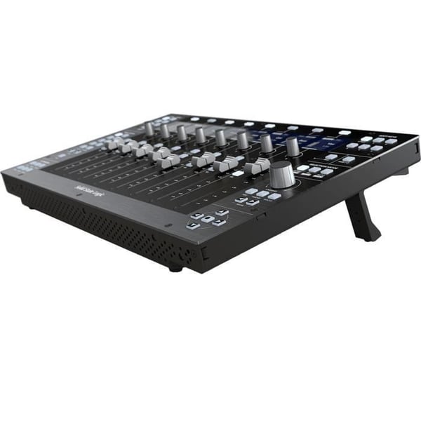 SOLID STATE LOGIC RSL UF8 - 8 motoriserade kapacitiva faders