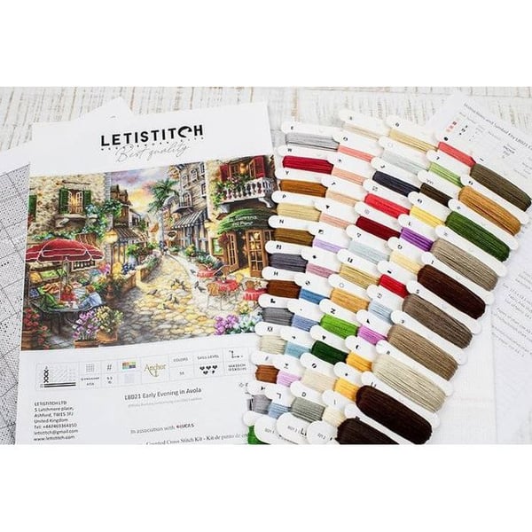 LetiStitch korsstygnsset - Kvällens början i Avola 44x33 cm