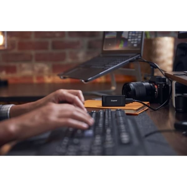 SSD - KINGSTON - XS1000 - 2 To - USB 3.2 Gen 2 - Extern bärbar - USB-C