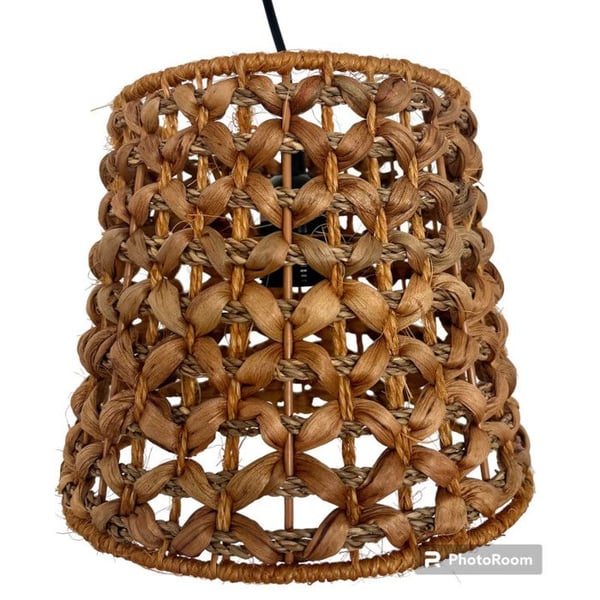 Hängande natura i flätad raphia ANAFI 23 cm