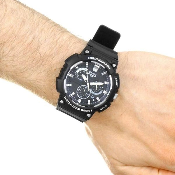 Casio Mcw 200H Herr Klocka Chronograf Vattentålig Original