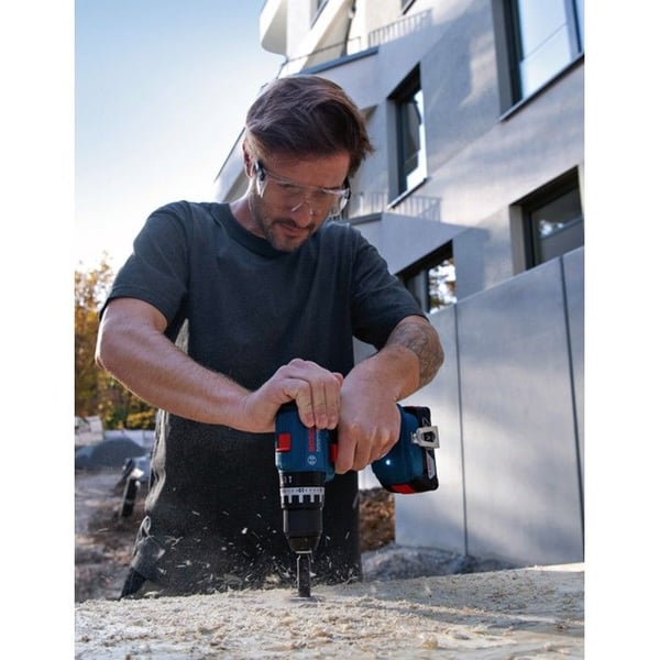 Slagborrmaskin - Bosch - GSB 18V-45 - Trådlös - 2 Li-ion-batterier 2,0 Ah - 18 volt