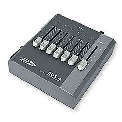 DMX-kontroller - SHOWTEC - SDS-6 - 6-kanals konsol som drivs av batteri