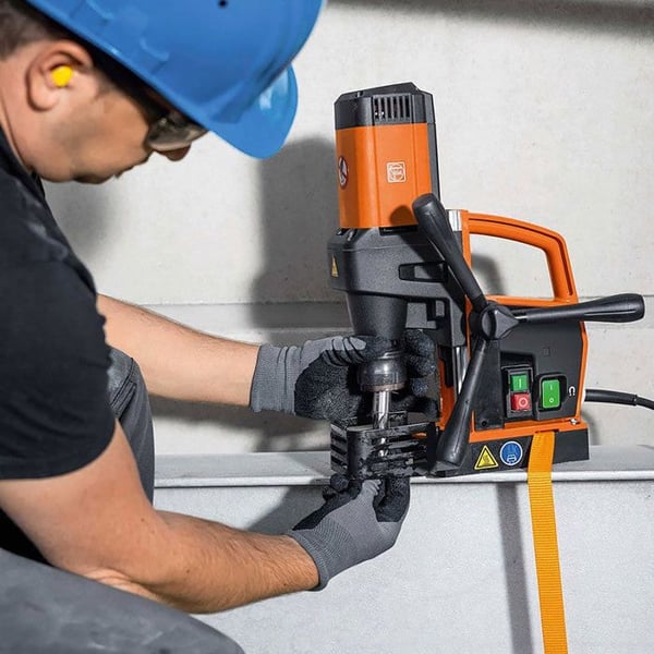 Fein KBE 32 1-växlad kärnborr 1200 W + fodral