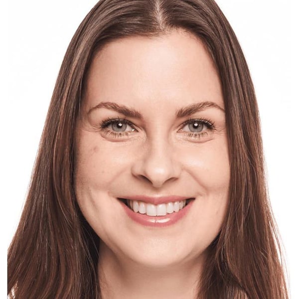 Ögonbrynspenna - CATRICE - 025 Perfekt Brun - Lätt applicering - Naturlig effekt - Ej vattentät