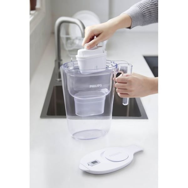 Vattenkanna med filter 2,6 L vit med 1 mikrofilter och digital timer Philips PHAWP2933WHT/24.