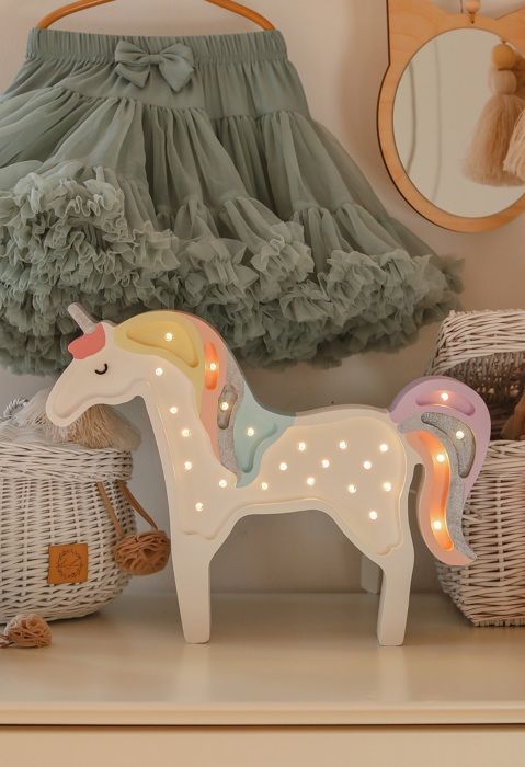 Bordslampa LED - UNICORN - Enhörning i furu - H38 cm - Flerfärgad LED