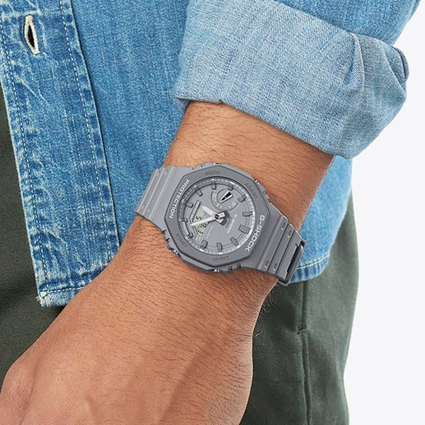 Casio CASIO G-Shock GA-2110ET-8AER Klocka