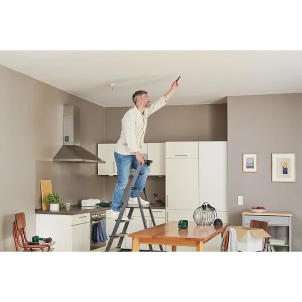 Niveau Laser - BOSCH - UniversalLevel 2 - Præcision 0,5 mm - Rækkevidde 10 m - Stativ inkluderet
