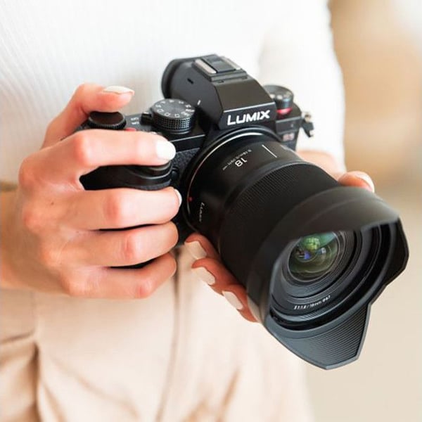 PANASONIC Lumix S 18mm f/1.8 objektiv