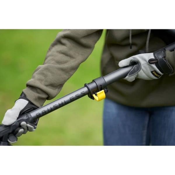 Græstrimmer - STANLEY - V20 SFMCSTB933B-XJ - 33 cm - Børsteløs - Uden batteri eller oplader
