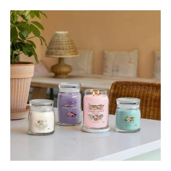 Bougie signatur Fleurs du désert mellem model - Yankee Candle