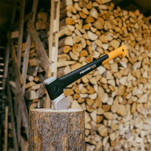 Fiskars 1069105 Yxa 600 mm 1260 g Vikten på huvudet 864 g