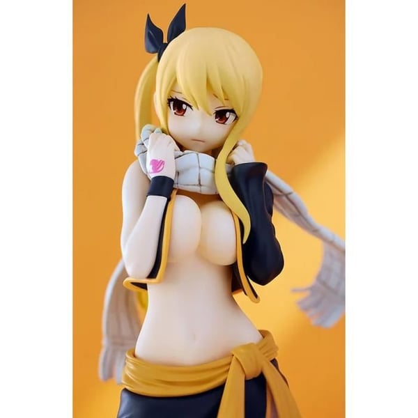 Fairy Tail Pop Up Parade Lucy Heartfilia Natsu Kostym Ver. L Storlek 22 cm