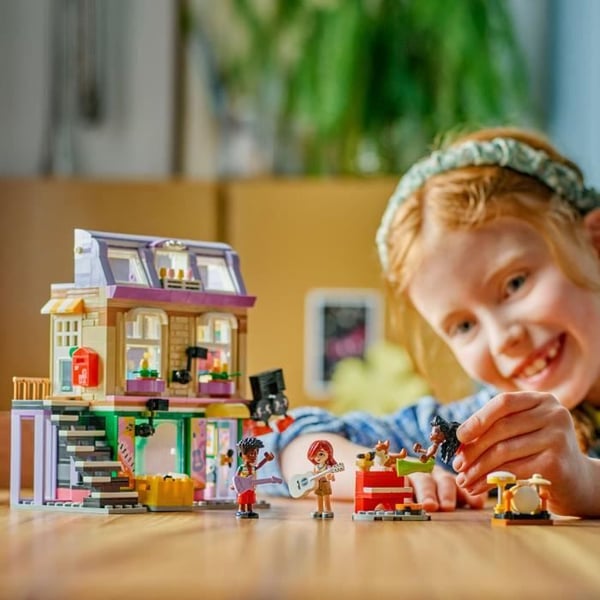LEGO Friends 42653 Musikbutiken och Lägenheten - från 7 år