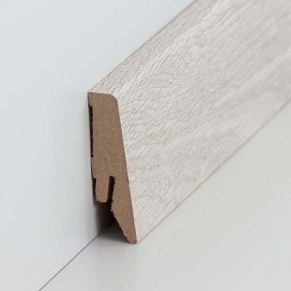 PROVISTON Sockel nr 220 MDF 18 x 58 x 2500 mm ek för att limma, klämma, skruva & spika Belagd MDF-kärna 25 meter | 10 stycken