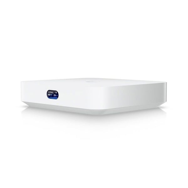 Kraftfull kompakt router - UBIQUITI - UCG‑Max - ARM Cortex‑A53 1,5 GHz - 3 GB RAM - 512 GB SSD NVMe - redundant WAN