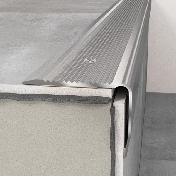 Näsor för gång 40 x 30 x 1200 mm i Aluminium Silver Utan insats