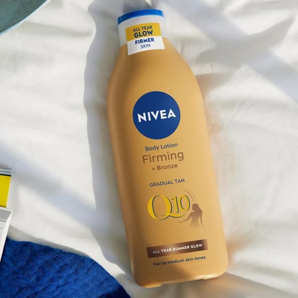 Kroppslotion - NIVEA - Q10 Fasthet + Brons - 400ml - Alla hudtyper