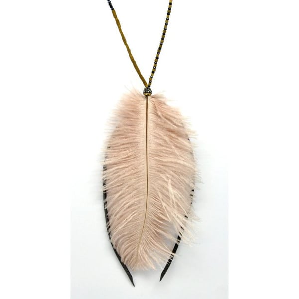 Christina Brampti - Halsband med strutsfjäder i rosa