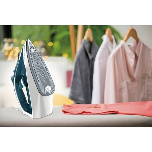 Strykjärn - Tefal - FV2839 - 2400W - Dampflöde 185 g/min - Keramisk sula