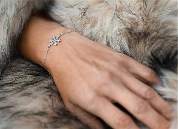 Armband - AGATO - Snöflinga - Rhodinerad silver - Cubiska zirkoner - 21 cm